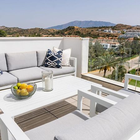 Apartamento Magnificent Frontline Golf Penthouse In Navigolf La Cala De Mijas Exterior foto