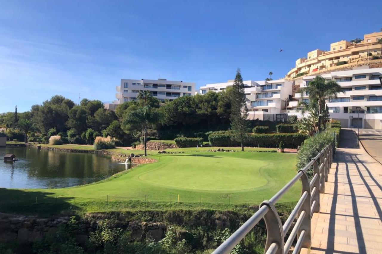 Apartamento Magnificent Frontline Golf Penthouse In Navigolf La Cala De Mijas Exterior foto